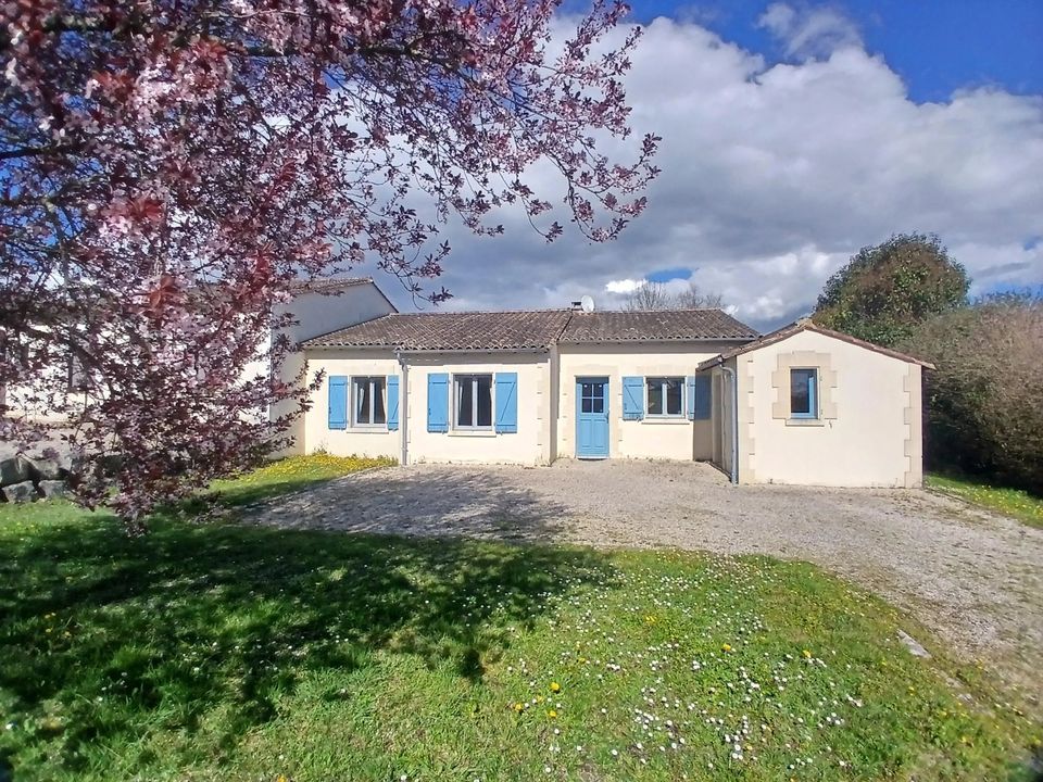 Villa en Chalais, Charente - foto 1