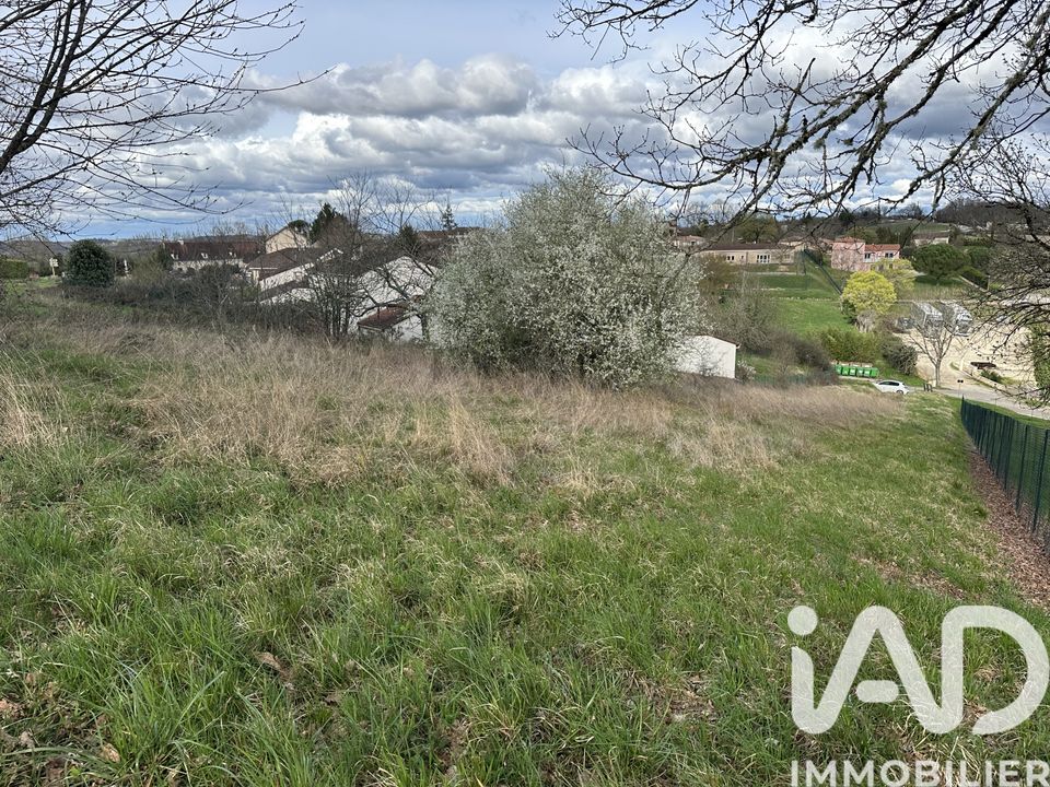 Helårsgrund i Saint-Pierre-Lafeuille, Lot - foto 1