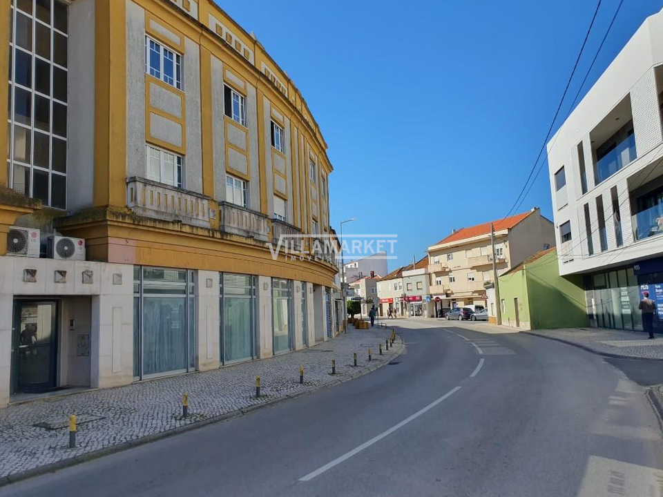 Erhvervsejendom i Benavente, Santarem - foto 1