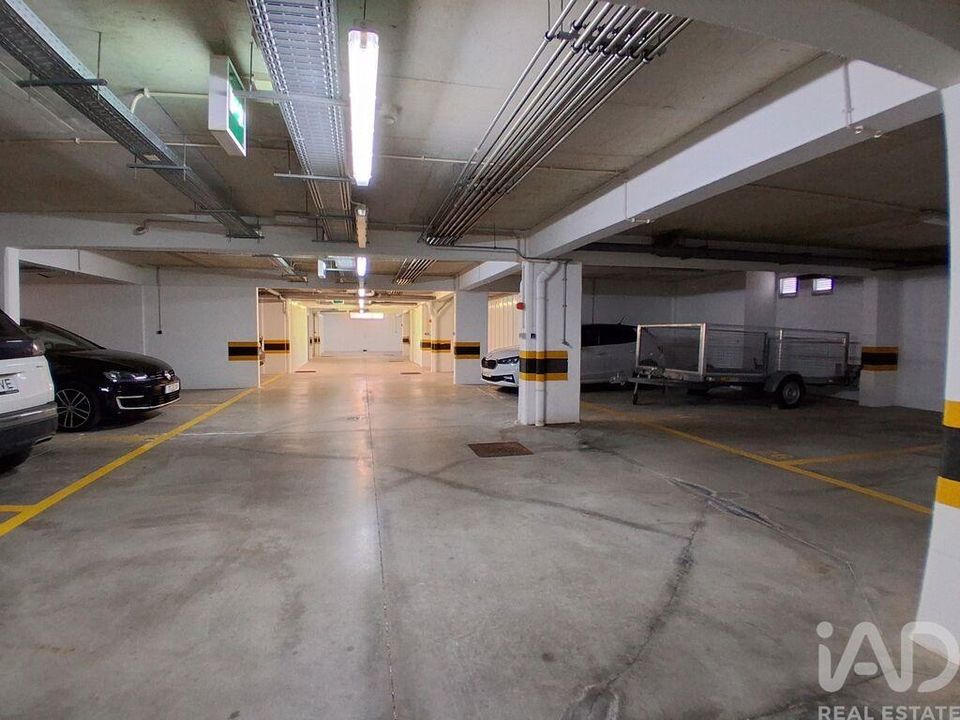 Garage i Lagos, Faro - foto 1