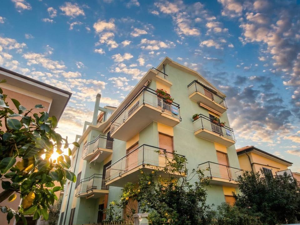 Lejlighed i San Bartolomeo al Mare, Imperia - foto 1