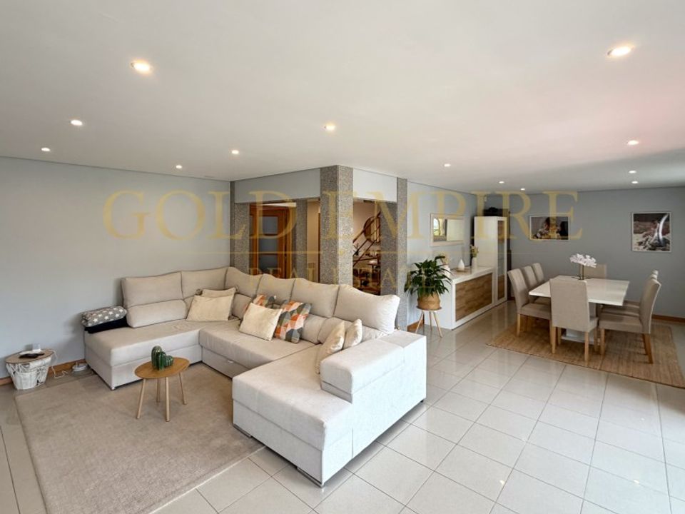 Villa in Rio de Mouro-Estacao, Lisbon - foto 3