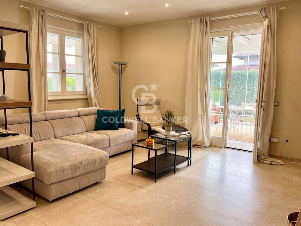 Villa i Forte dei Marmi, Lucca - bilde 1