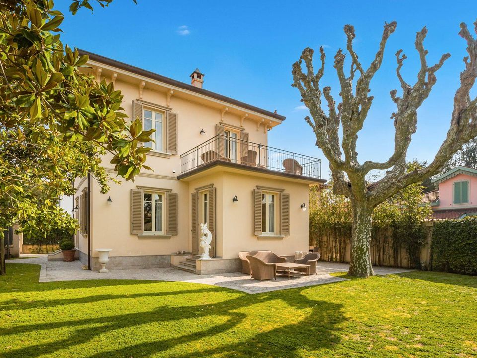 Villa i Forte dei Marmi, Lucca - foto 1