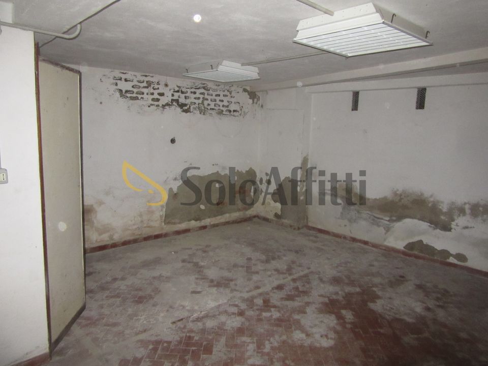 Commercial property in Sesto Fiorentino, Florence - photo 4