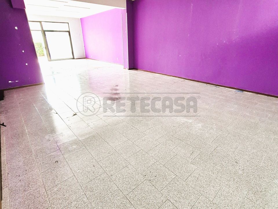 Erhvervsejendom i Montesilvano Marina, Pescara - foto 4