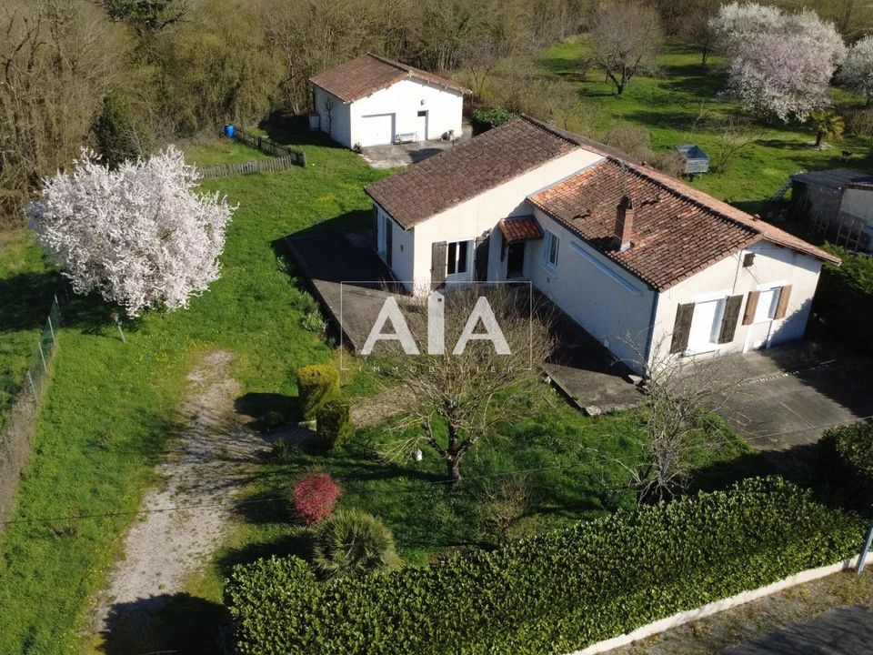 Villa i Luxé, Charente - bilde 1
