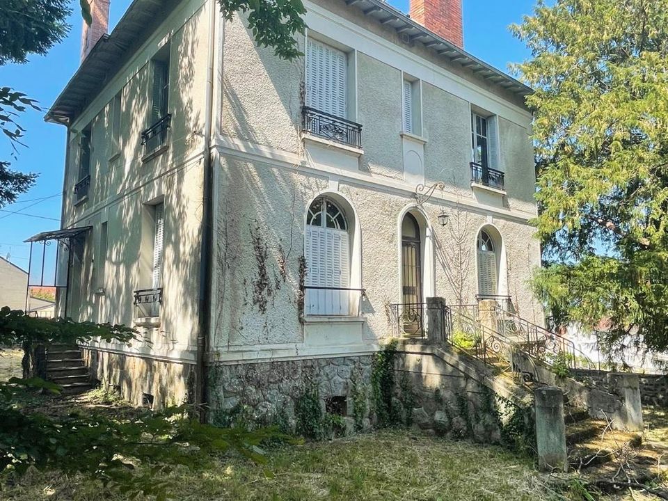 Villa a Néris-les-Bains, Allier - foto 1