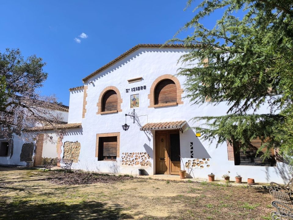 Erhvervsejendom i Banyeres De Mariola, Alicante - foto 2