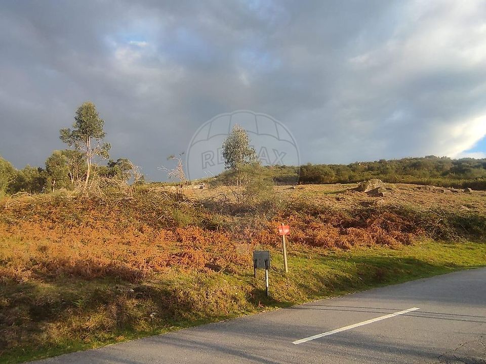 Helårsgrund i Arcos de Valdevez, Viana do Castelo - foto 2