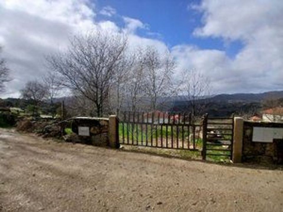 Helårsgrund i Arcos de Valdevez, Viana do Castelo - foto 2