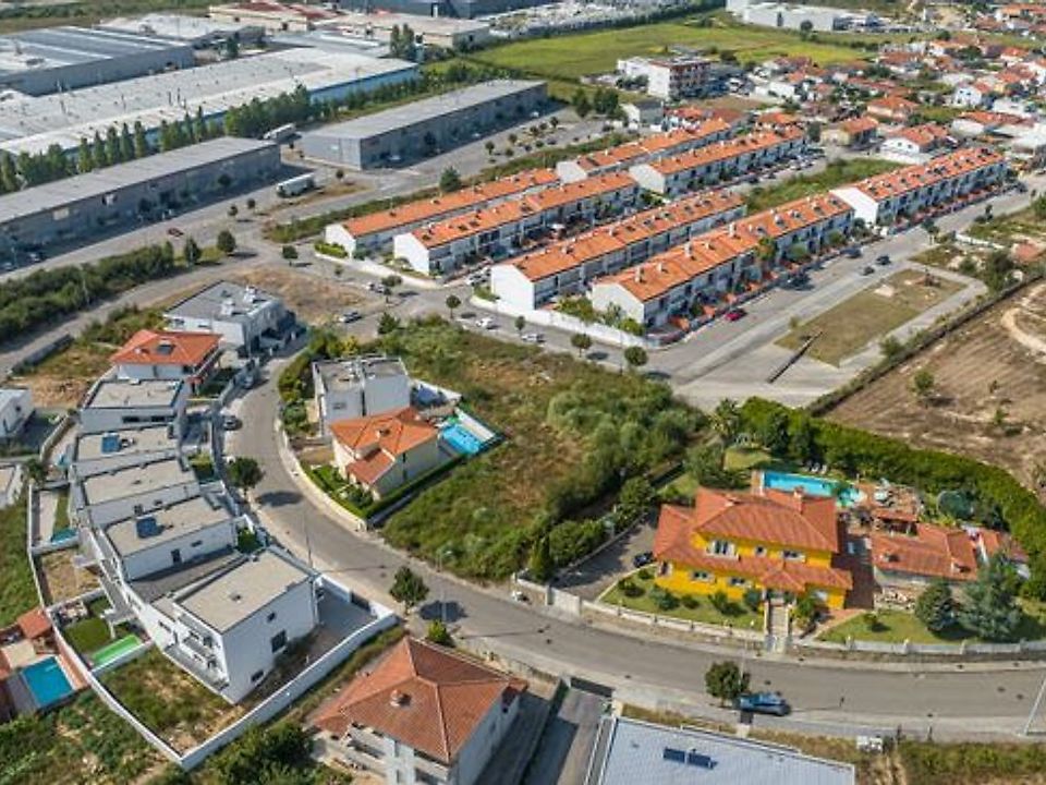 Helårsgrund i Vila Nova de Famalicao, Braga - foto 4