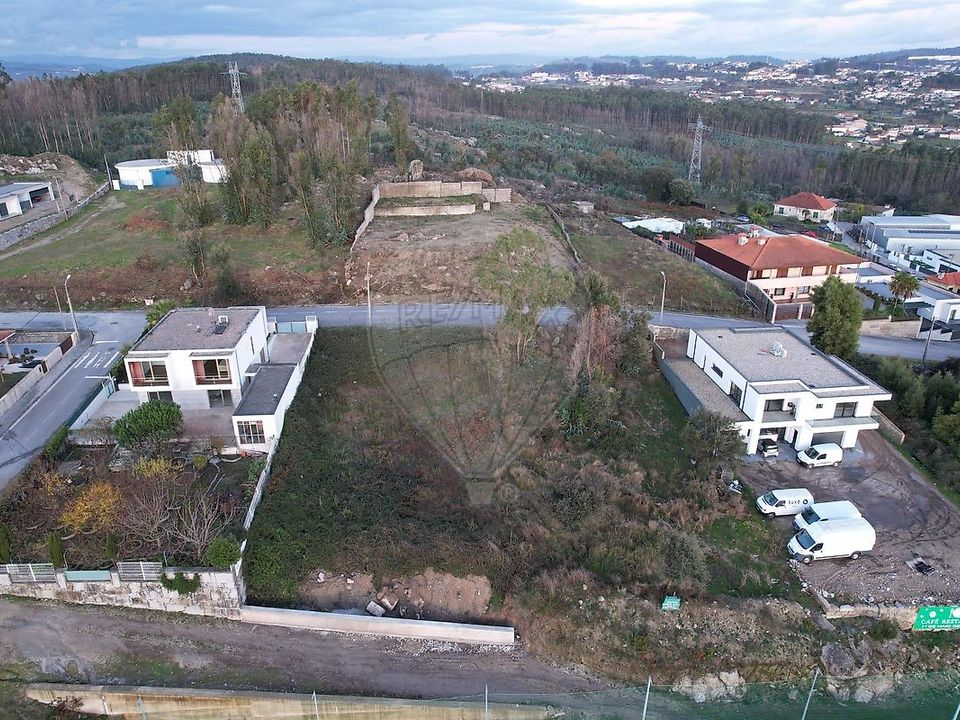 Helårsgrund i Pacos de Ferreira, Porto - foto 1