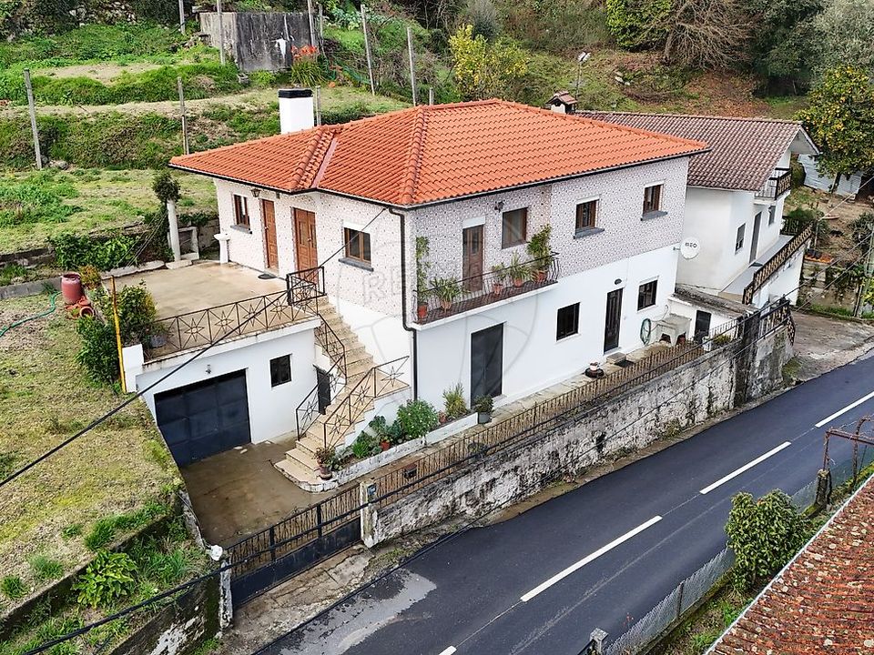 Villa i Cabeceiras de Basto, Braga - foto 1