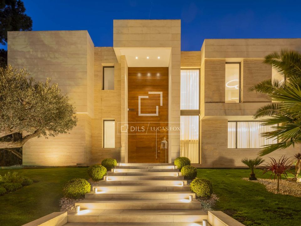Villa i Pozuelo De Alarcon, Madrid - foto 1