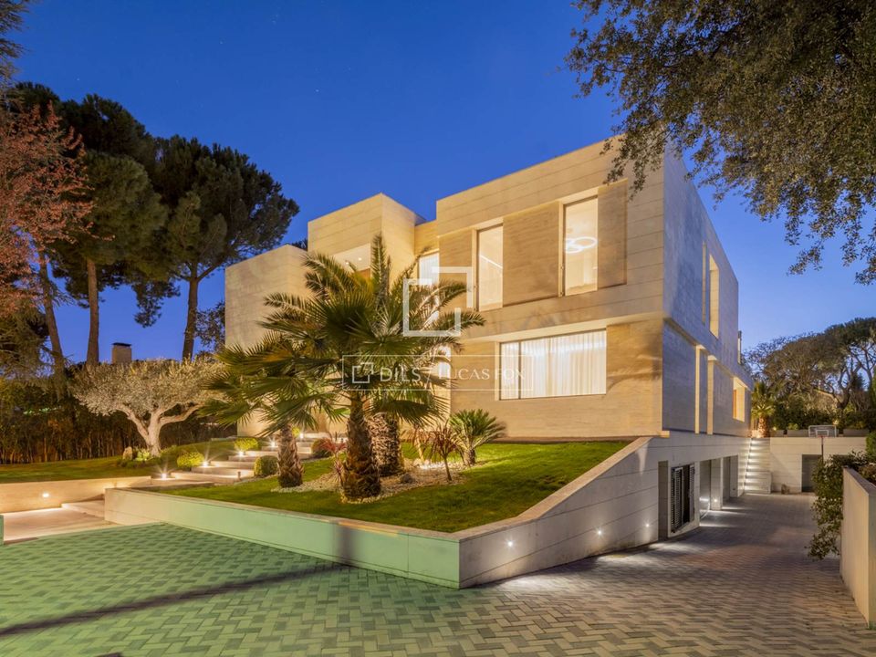 Villa i Pozuelo De Alarcon, Madrid - foto 2
