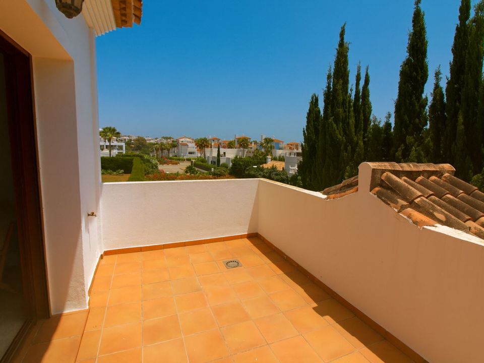 Villa i El Paraiso, Malaga - bilde 5