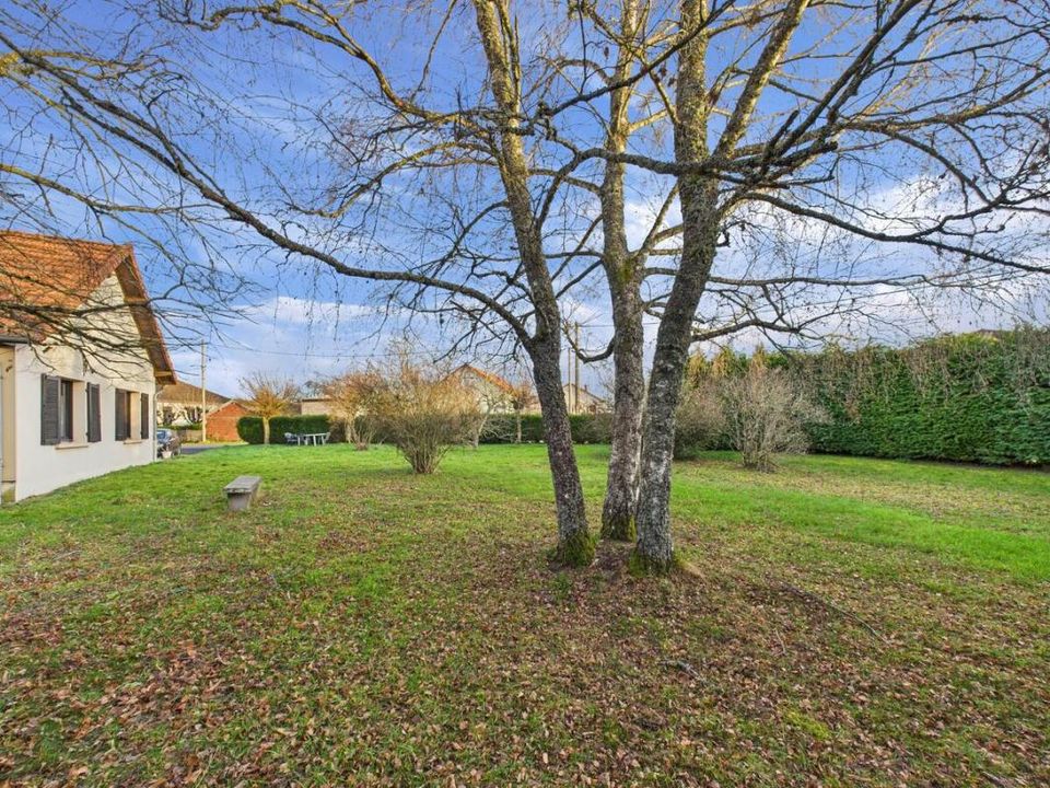 Villa i Saint-Georges-de-Mons, Puy-de-Dome - foto 2