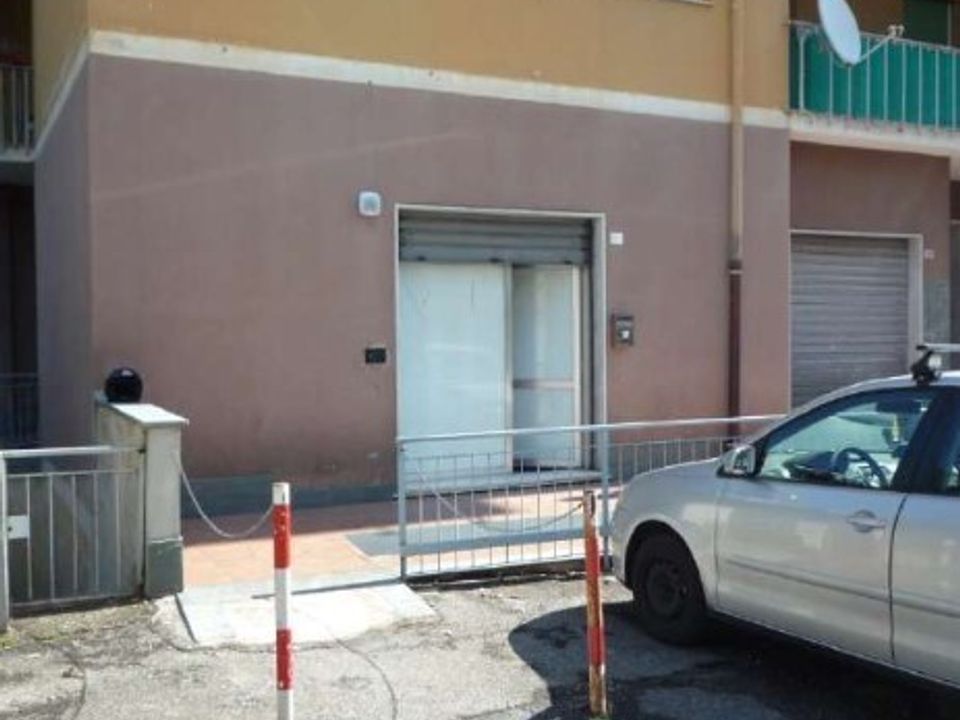 Erhvervsejendom i Genoa, Genoa - foto 1