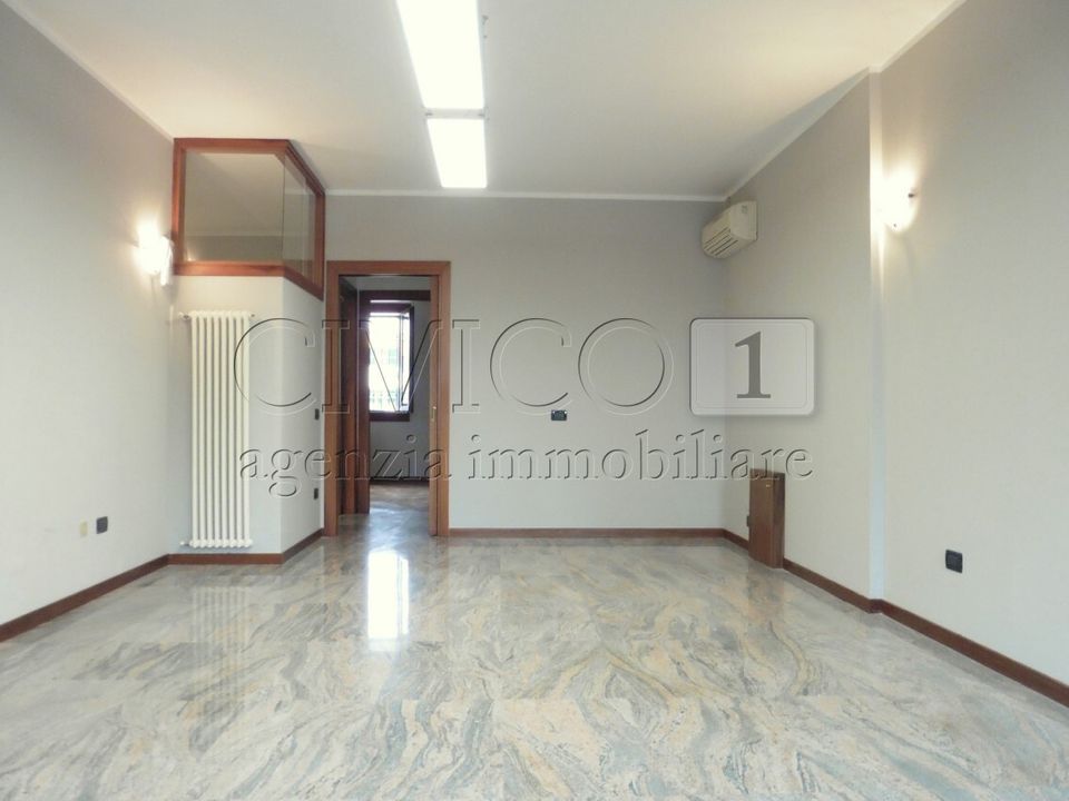 Erhvervsejendom i Torri di Quartesolo, Vicenza - foto 2