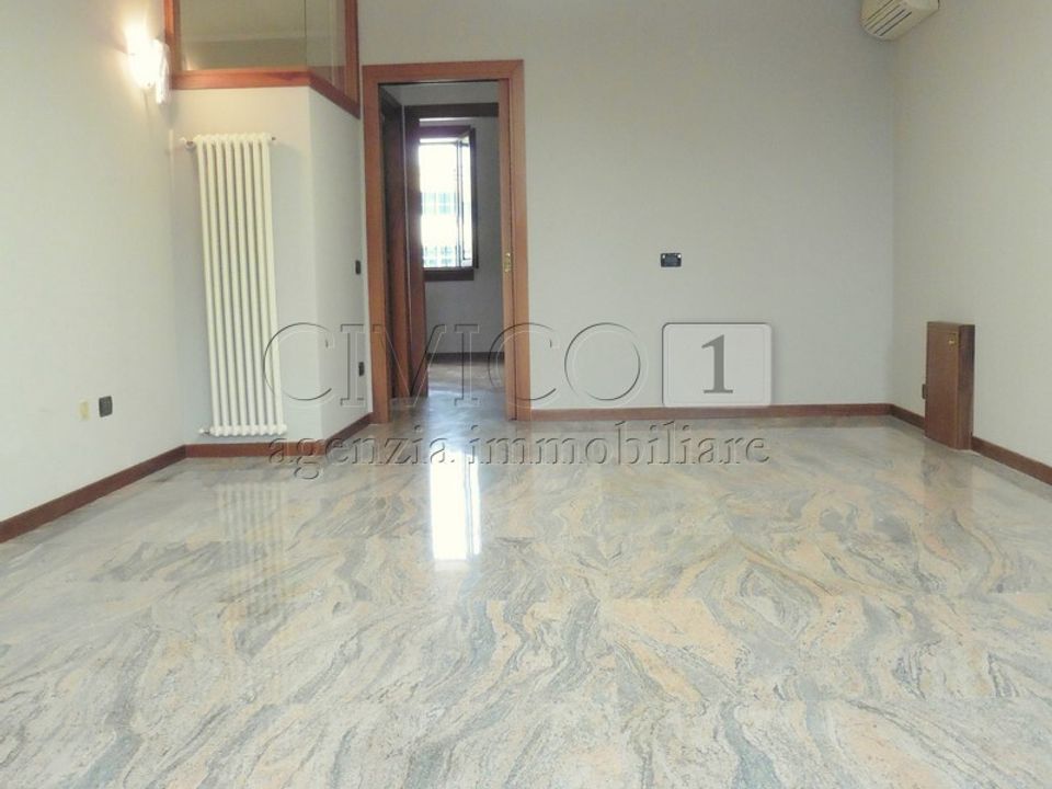 Erhvervsejendom i Torri di Quartesolo, Vicenza - foto 4