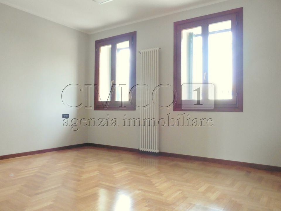 Erhvervsejendom i Torri di Quartesolo, Vicenza - foto 5