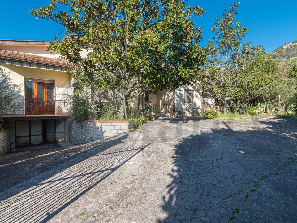 Villa en Cassino, Frosinone - foto 3