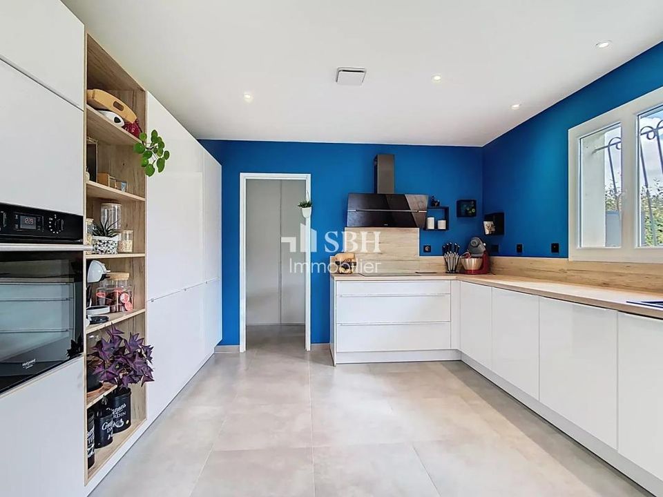 Villa in Maubec, Vaucluse - photo 5