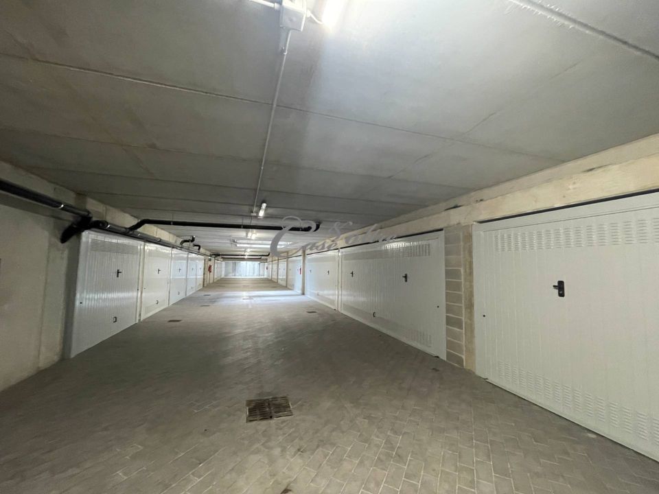 Parkeringsplads i Seregno, Monza and Brianza - foto 2