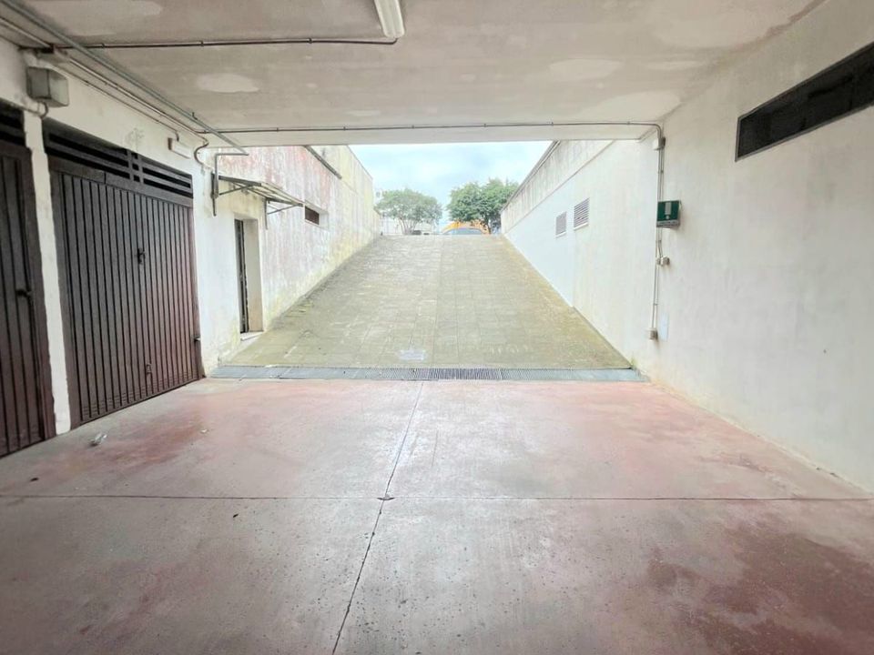 Garage i Lecce, Lecce - foto 3