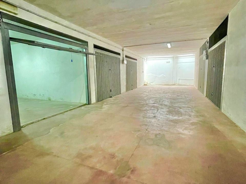 Garage i Lecce, Lecce - foto 5