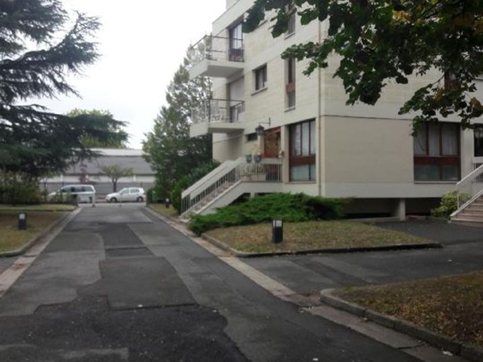 Studio in Maisons-Laffitte, Yvelines - photo 2