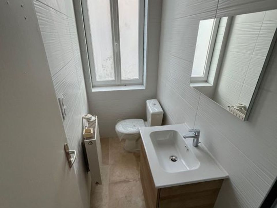 Villa in Vichy, Allier - photo 4