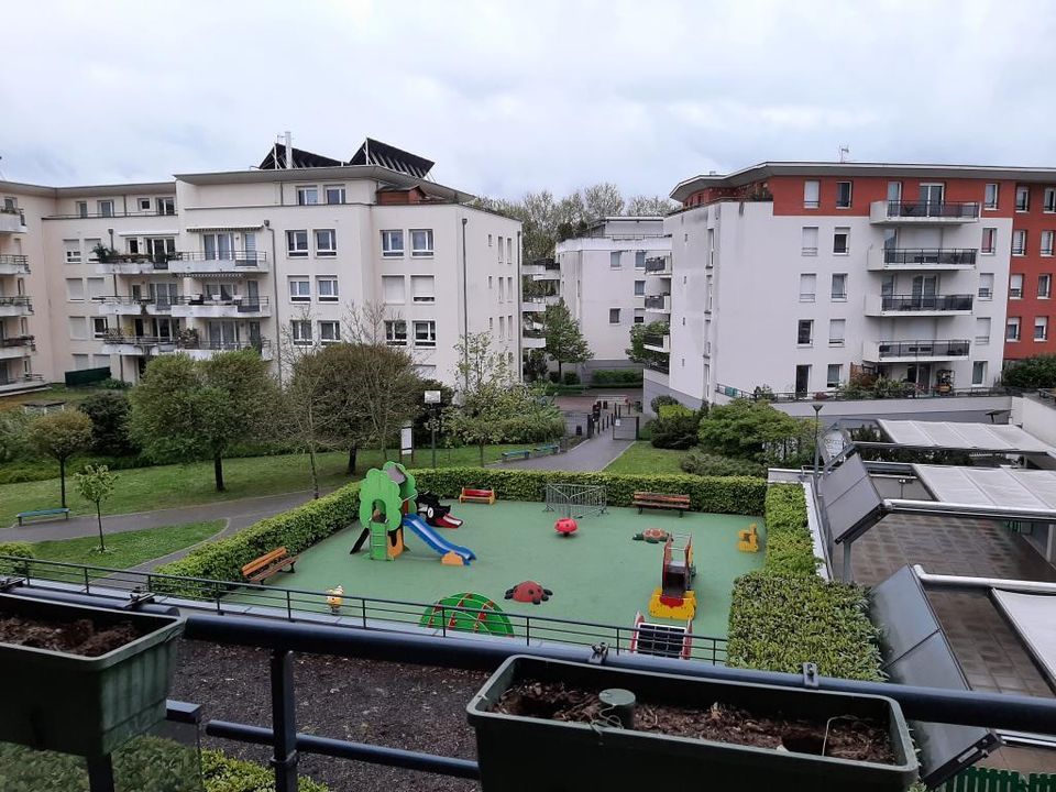Apartment in Illkirch-Graffenstaden, Bas-Rhin - photo 1