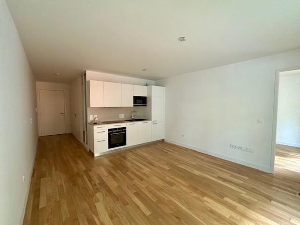 Apartment in Issy-les-Moulineaux, Hauts-de-Seine - photo 1