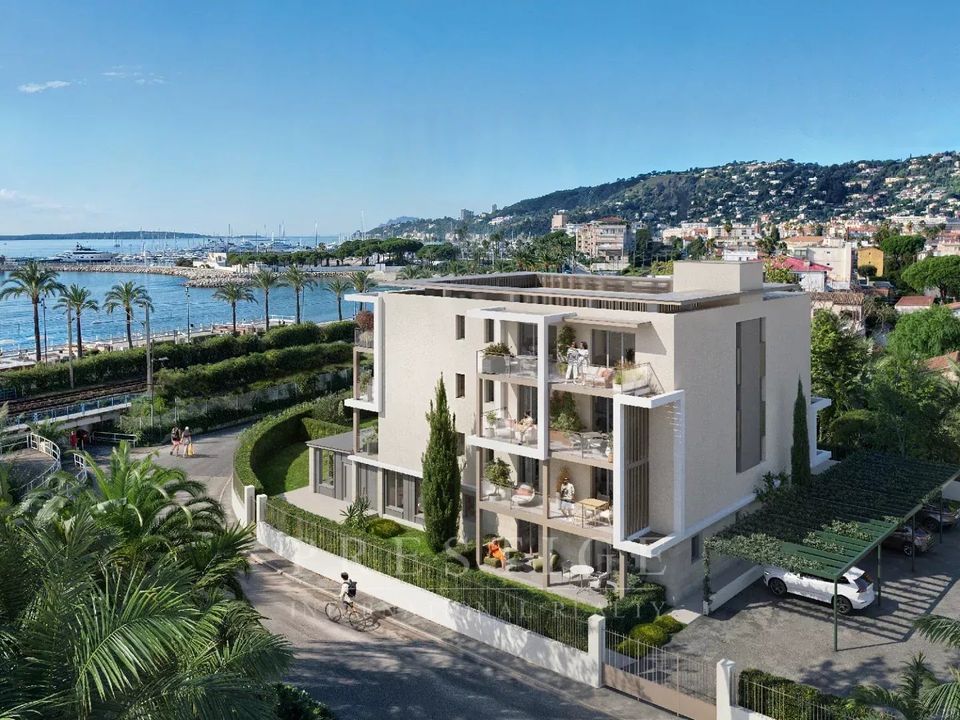 Lejlighed i Golfe-Juan, Alpes-Maritimes - foto 1