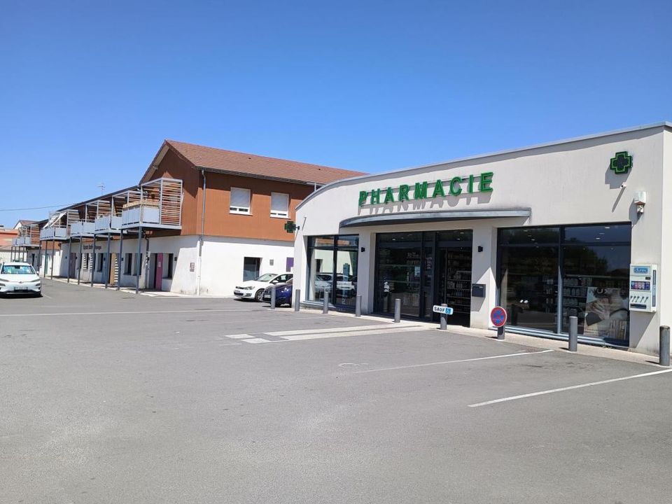Erhvervsejendom i Replonges, Ain - foto 3