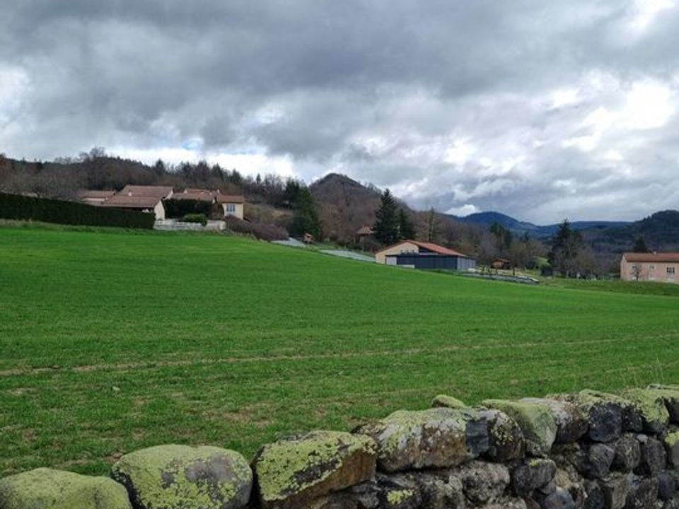 Helårsgrund i Rosières, Haute-Loire - foto 3