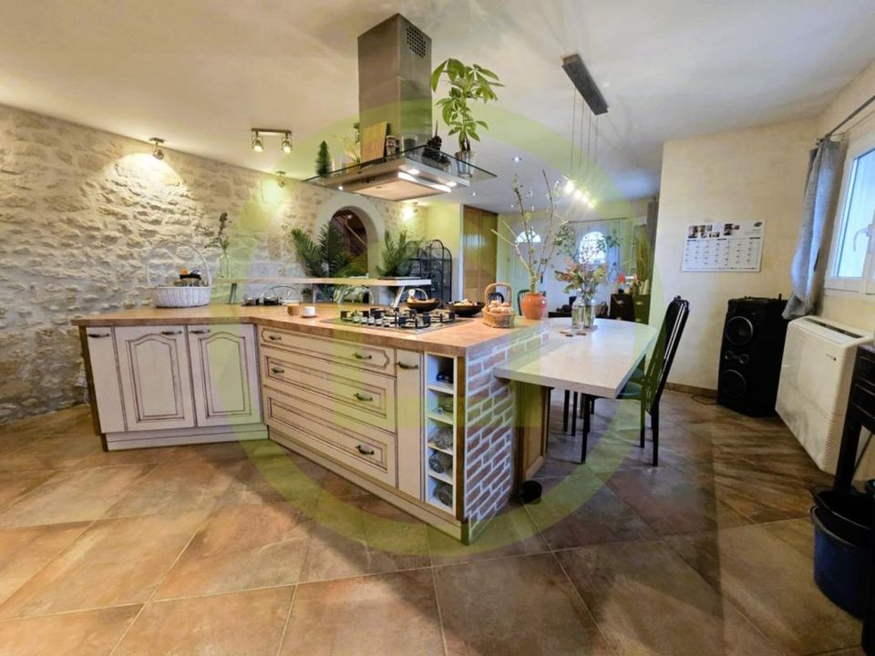 Villa i Mirambeau, Charente-Maritime - foto 1