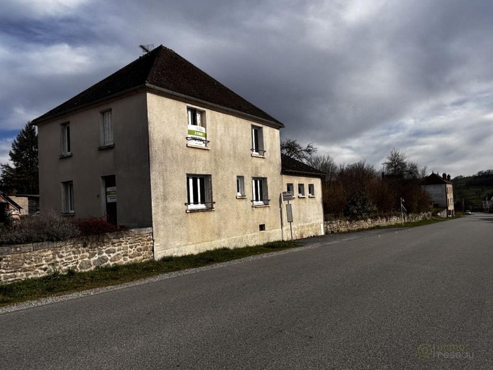 Villa in Saint-Medard-la-Rochette, Creuse - photo 2