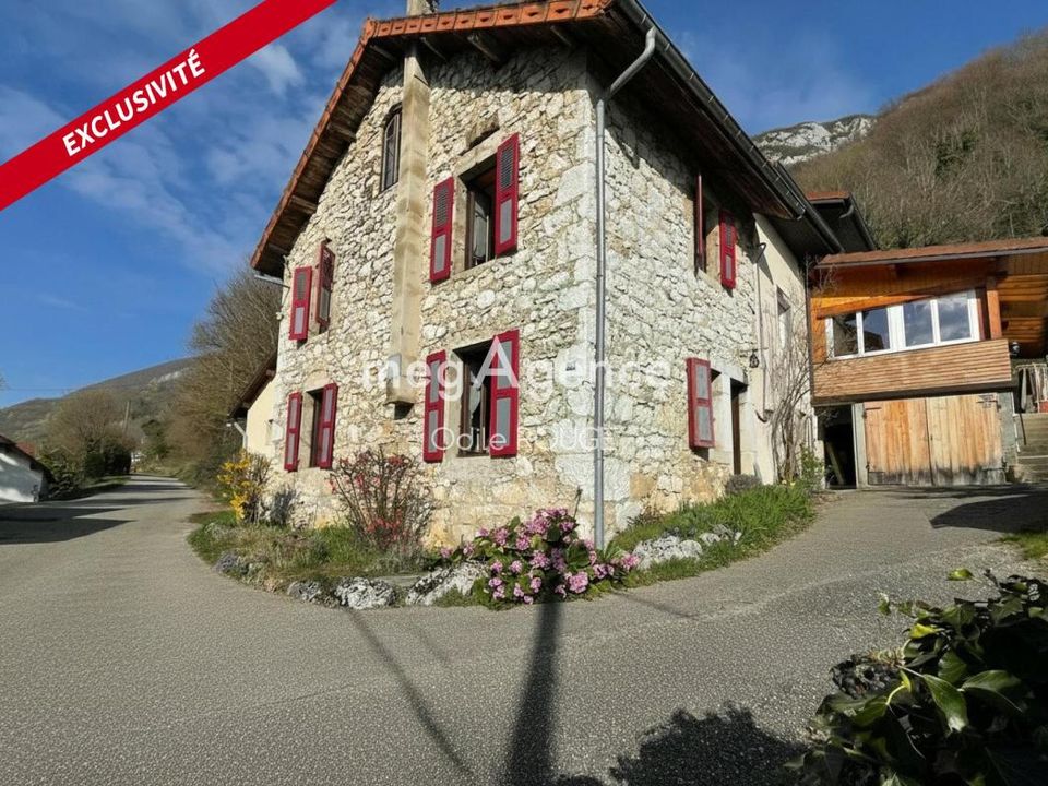 Villa i Serrières-en-Chautagne, Savoie - foto 1