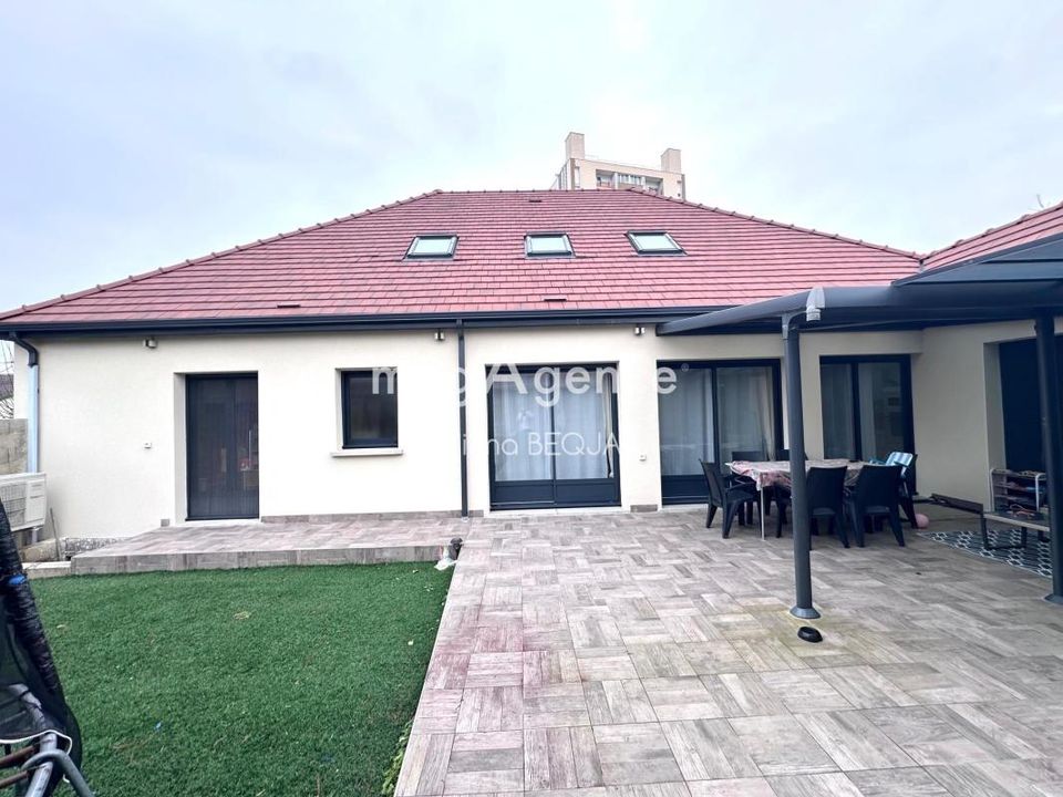 Villa i Sens, Yonne - foto 1