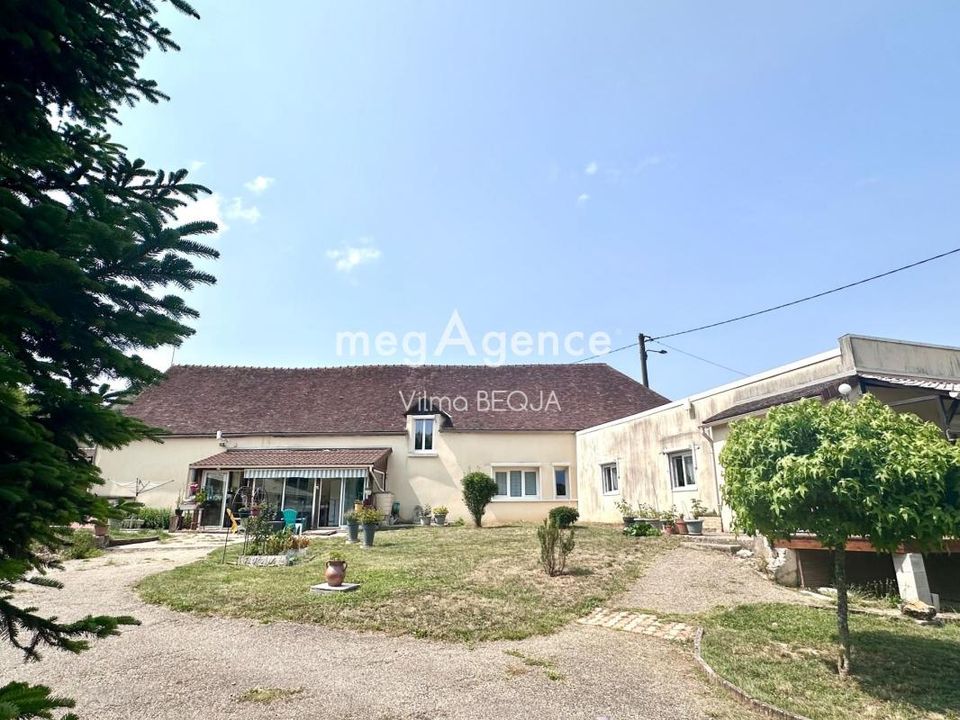 Villa i Plessis-Saint-Jean, Yonne - foto 1