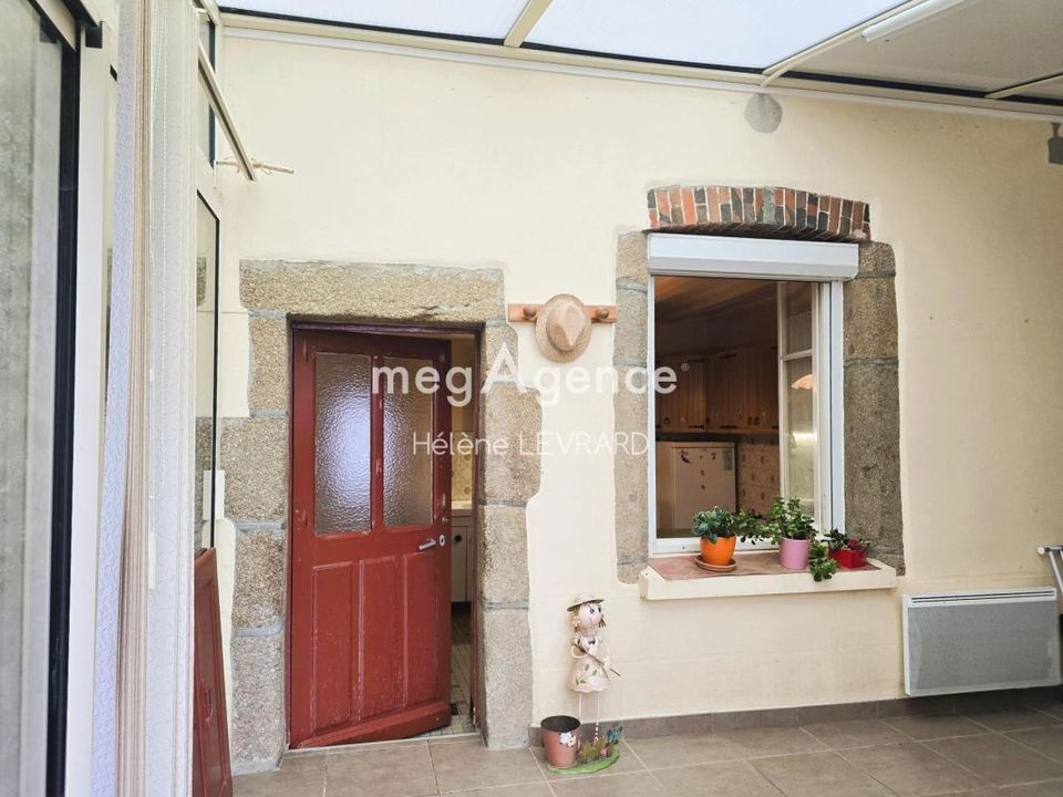 Landsbyhus i Sainte-Gemmes-le-Robert, Mayenne - foto 1