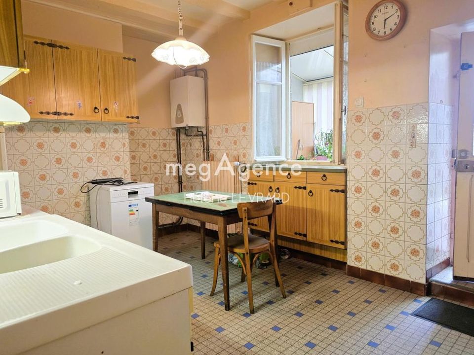 Landsbyhus i Sainte-Gemmes-le-Robert, Mayenne - foto 3