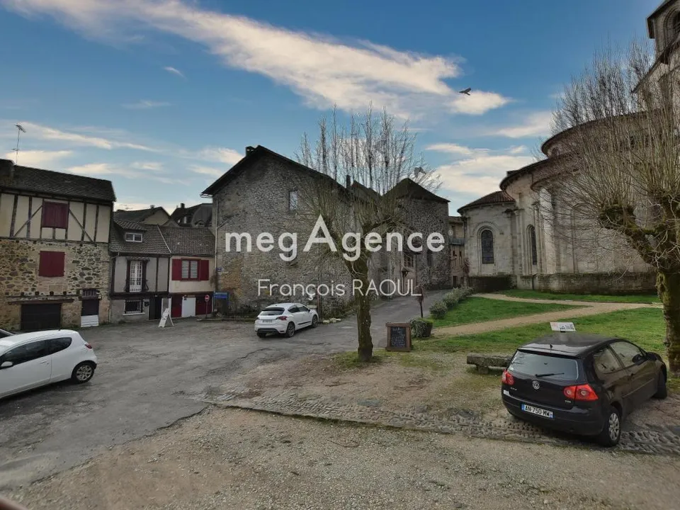 Landsbyhus i Beaulieu-sur-Dordogne, Correze - foto 1
