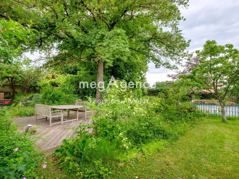 Casa de campo en Bage-Dommartin, Ain - foto 2