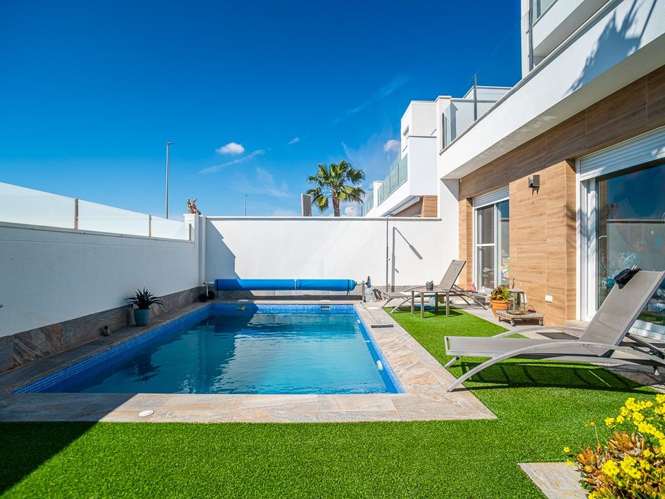 Вилла в Pilar de la Horadada, Alicante - фотография 2