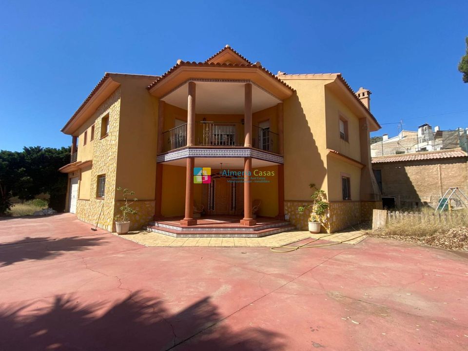 Villa i Cuevas del Almanzora, Almeria - foto 1