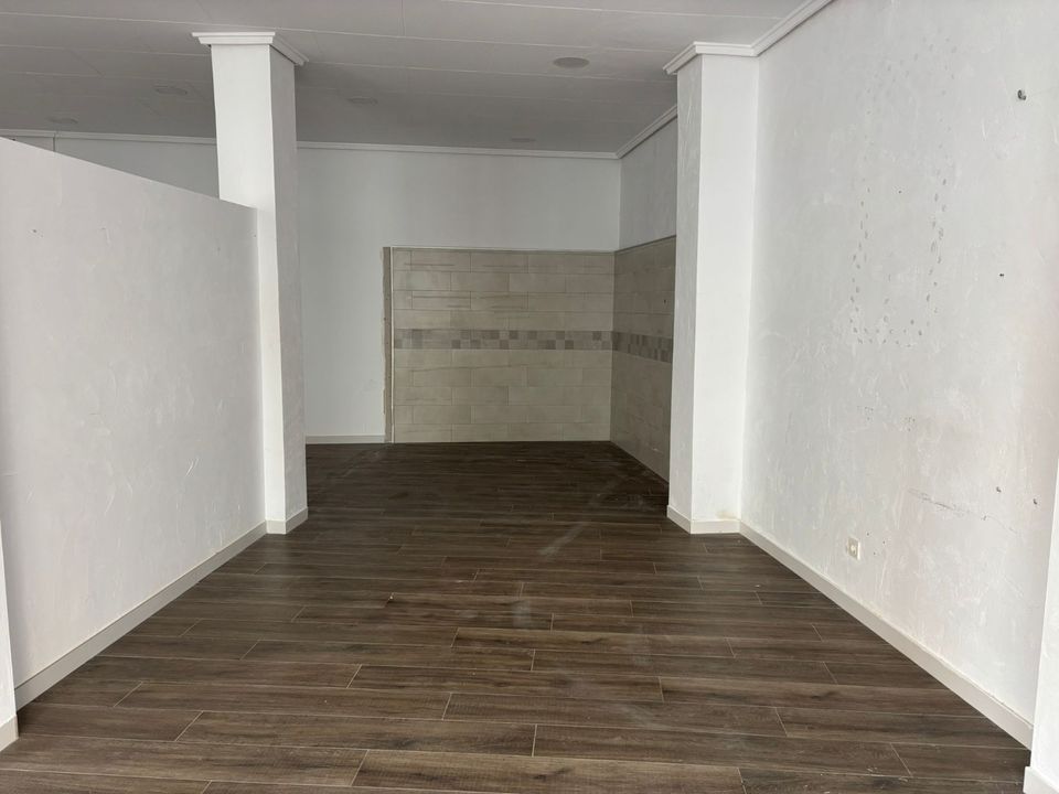 Erhvervsejendom i Sax, Alicante - foto 3